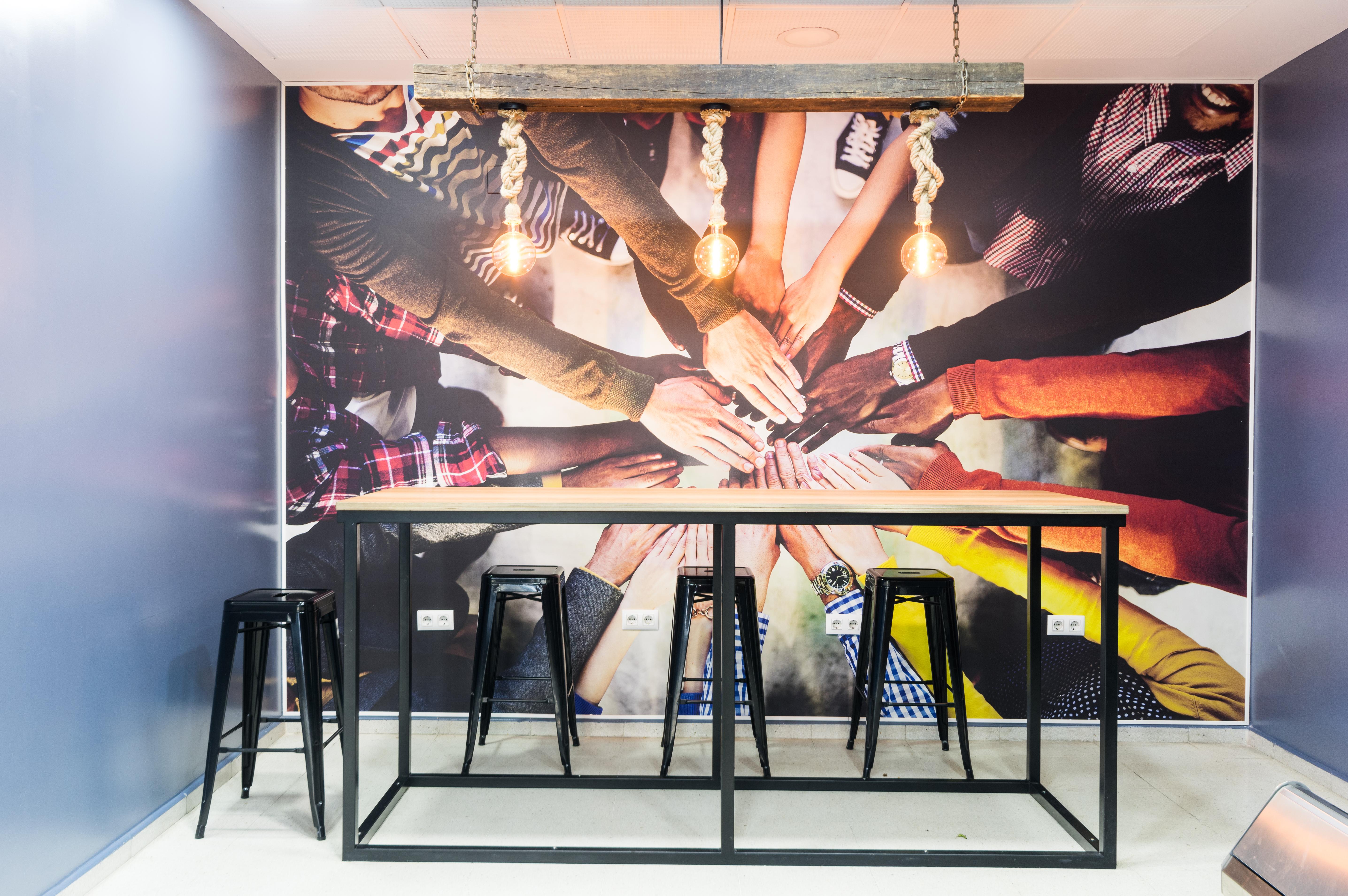 Hostal Welcome Madrid Exterior photo